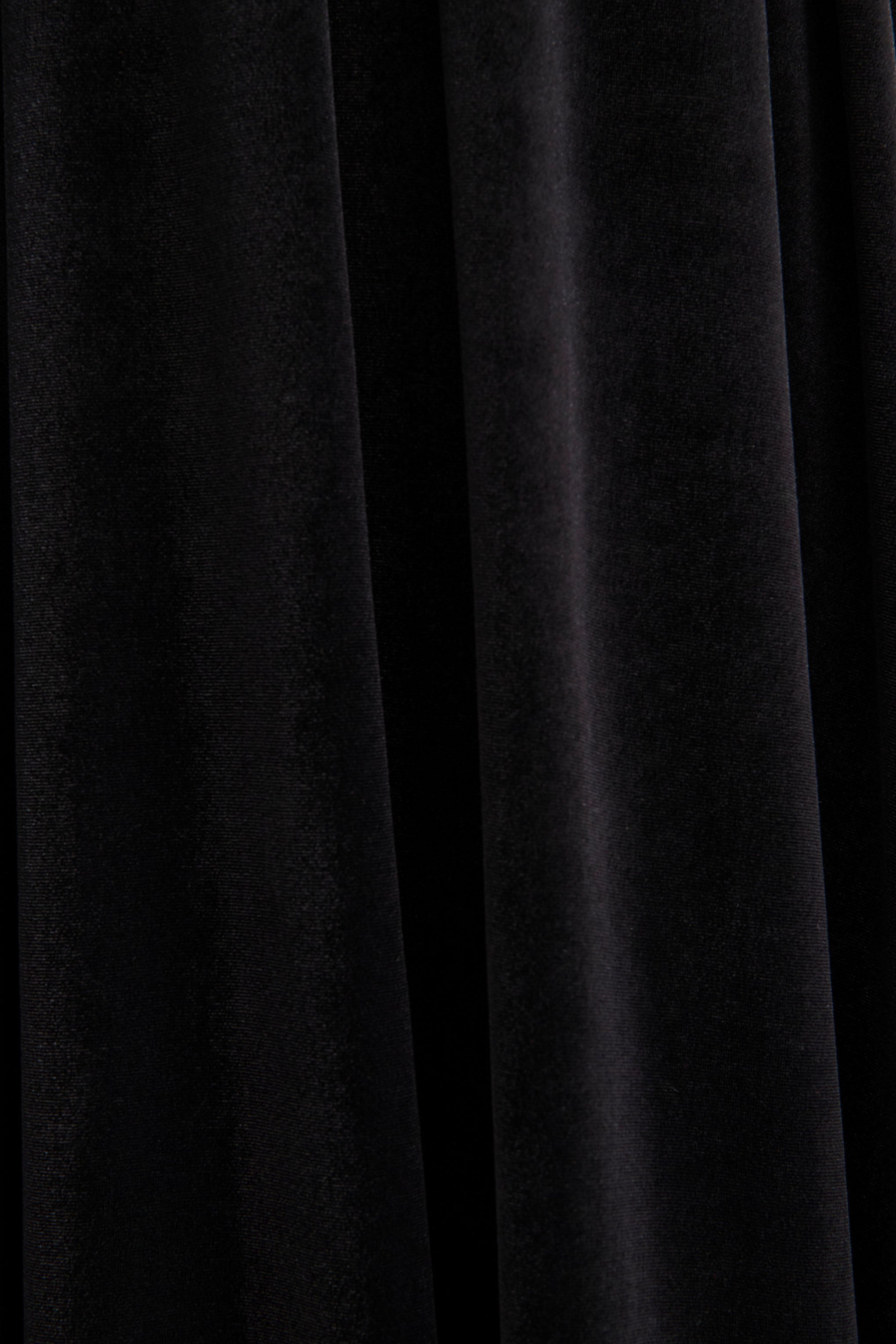 Esmeray | Black Velvet Sweetheart-Neck Midi Dress