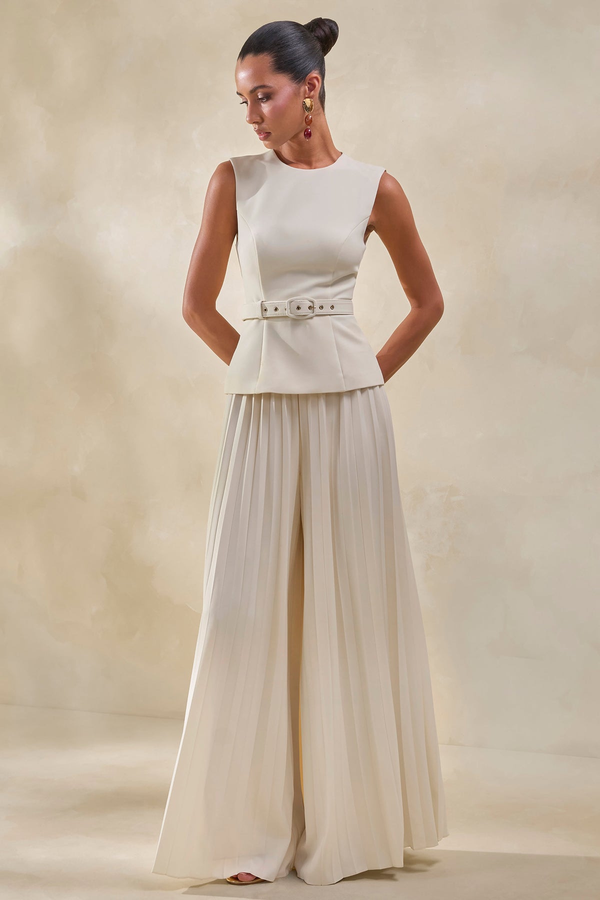 Lerenza | Cream Satin Wide-Leg Pleated Trousers